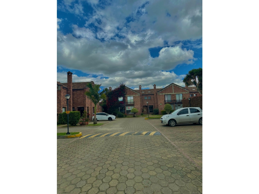 CASA EN VENTA CHIA