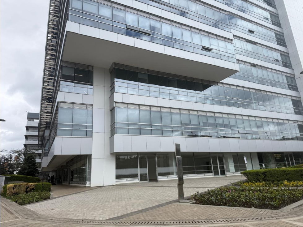 Excelente virtrina comercial local Centro Empresarial Colpatria - 2