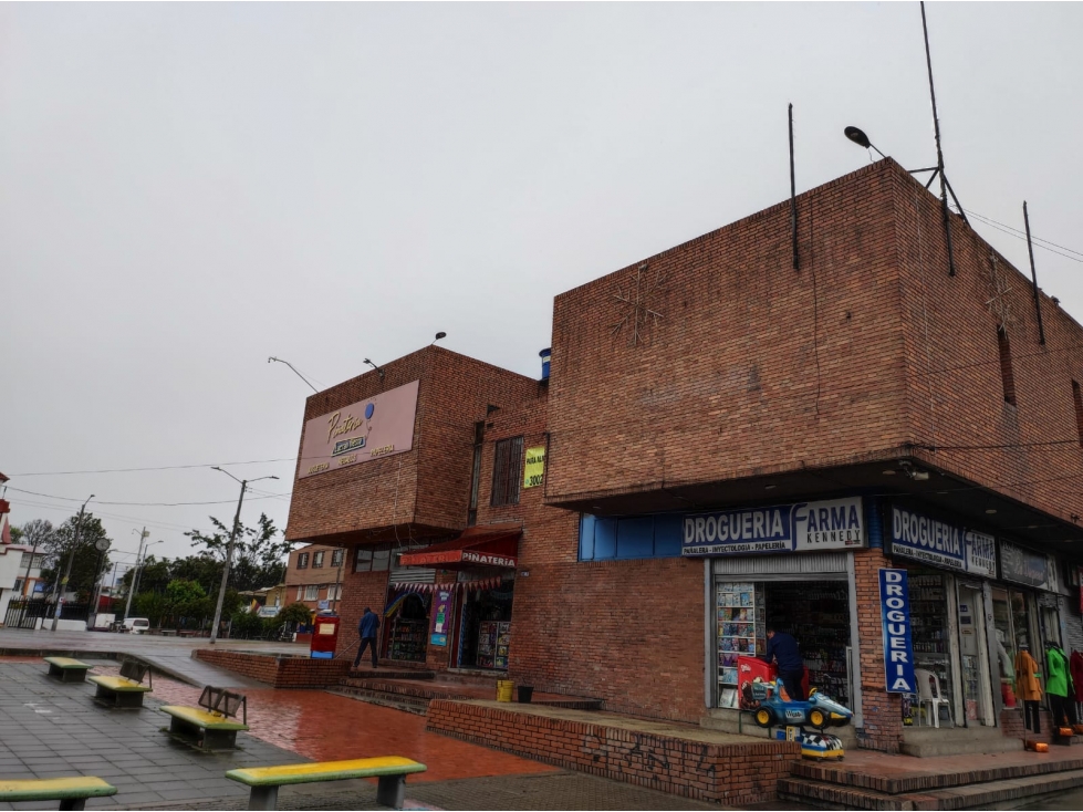 Local en arriendo Kennedy Central