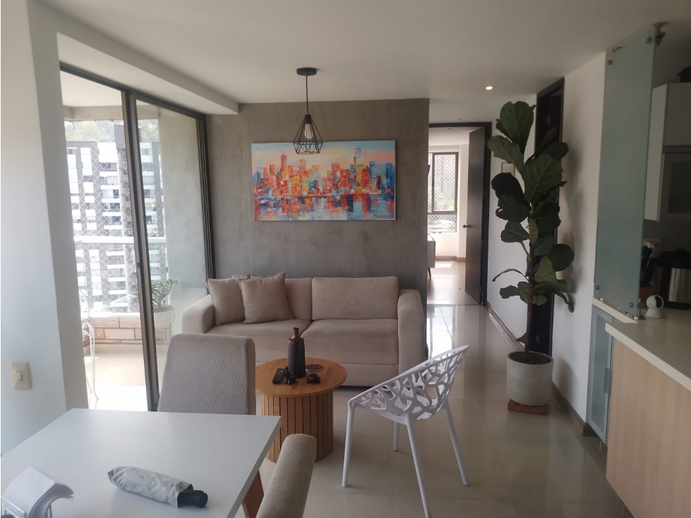 APARTAMENTO EN VENTA ALTOS DEL POBLADO — foto 5