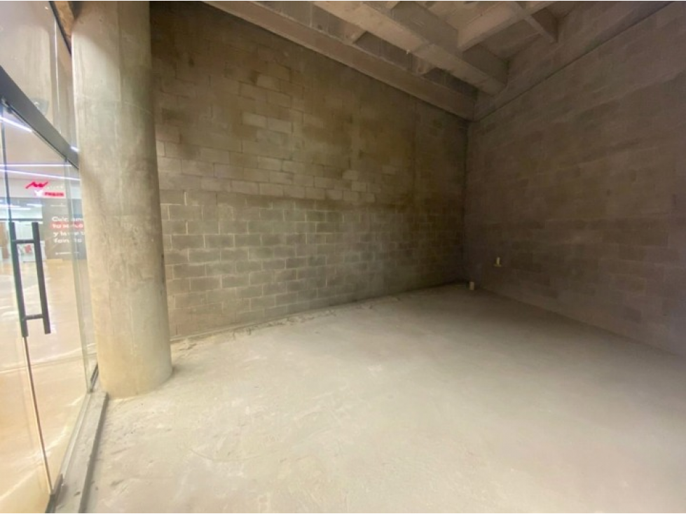 LOCAL ESQUINERO EN VENTA EN MALL COMERCIAL DE RIONEGRO — foto 3