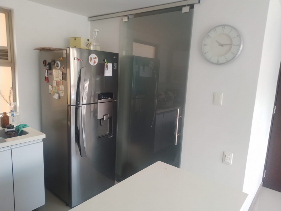 APARTAMENTO EN VENTA ALTOS DEL POBLADO — foto 4
