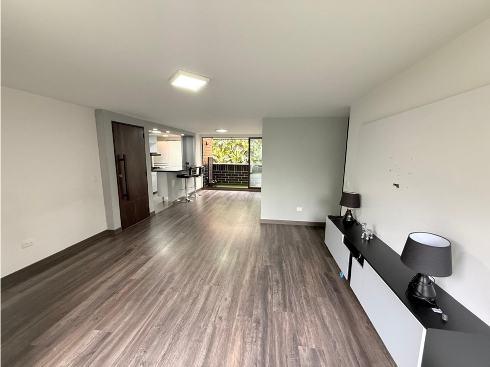 VENTA DE APARTAMENTO EN EL POBLADO SECTOR EL TESORO — foto 4
