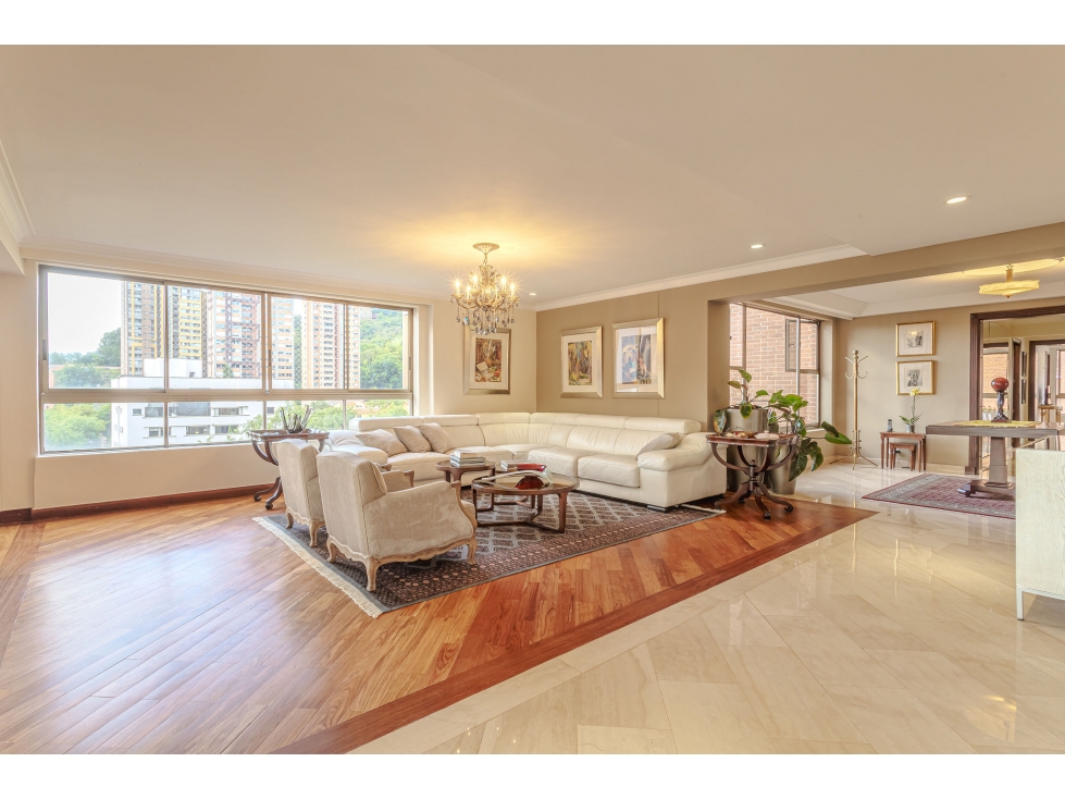 VENTA DE APARTAMENTO EN POBLADO SECTOR CASTROPOL — foto 3