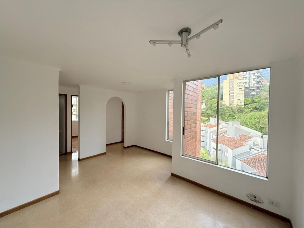 VENTA DE APARTAMENTO EN POBLADO SECTOR LA INFERIOR