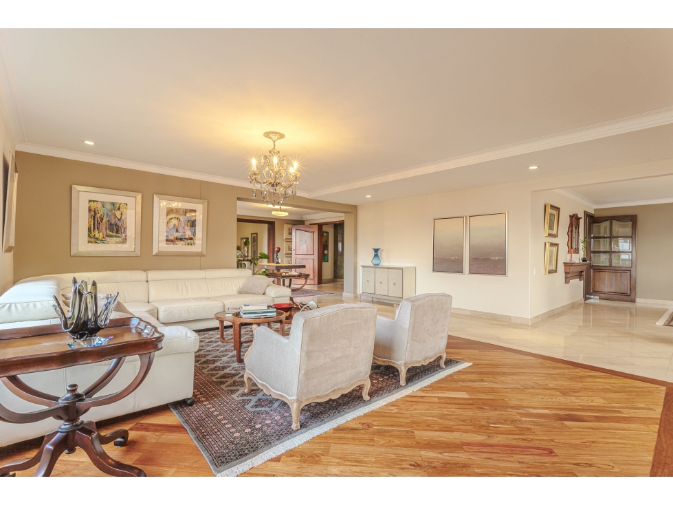VENTA DE APARTAMENTO EN POBLADO SECTOR CASTROPOL — foto 4