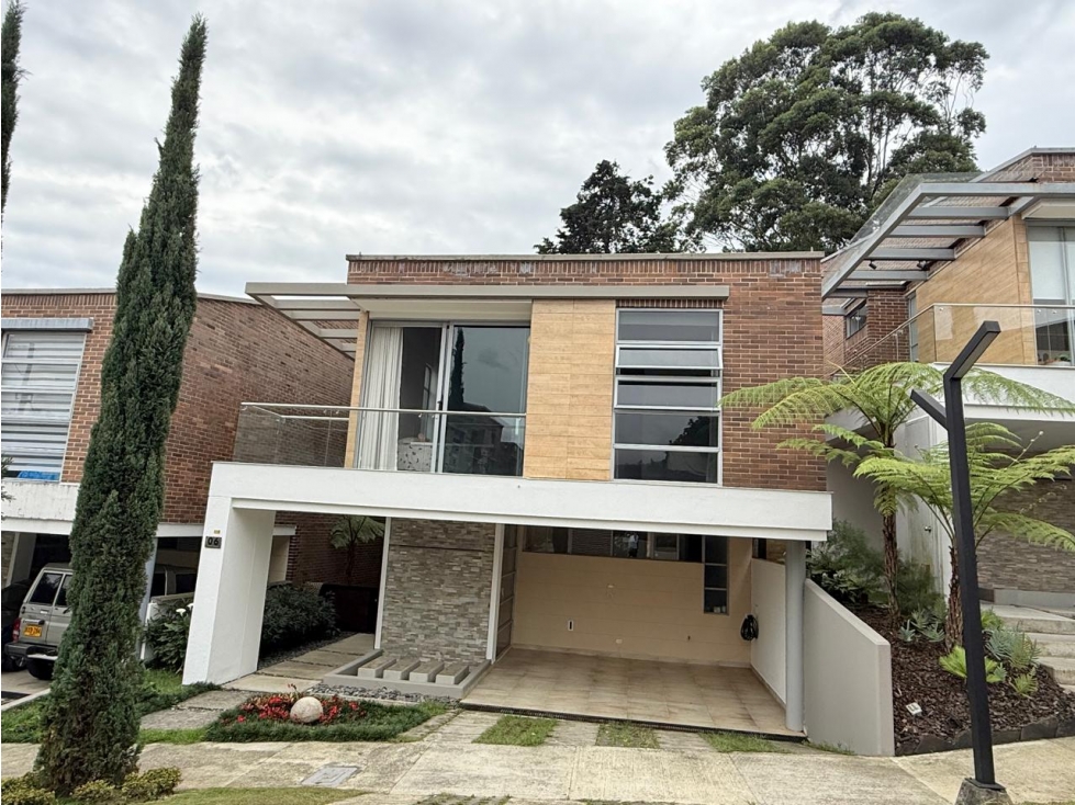 VENTA DE CASA ENVIGADO SECTOR SAN LUCAS
