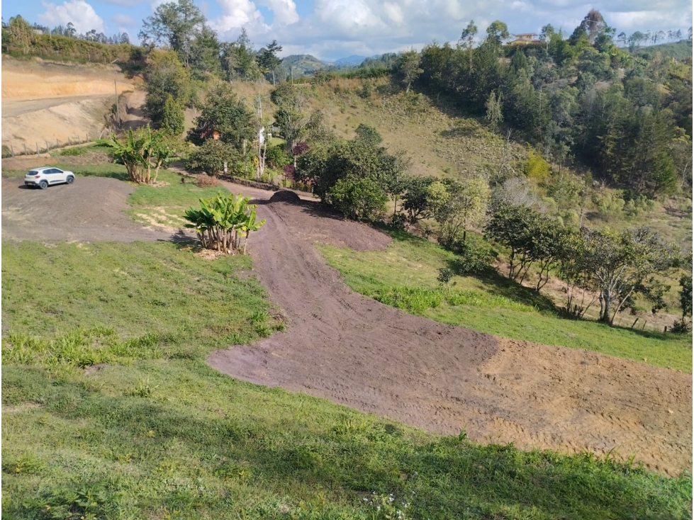 LOTE EN VENTA EN SAN VICENTE VEREDA LA PORQUERA — foto 5