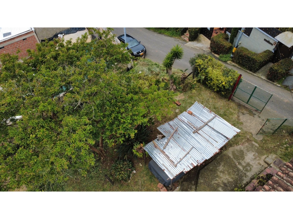 EN VENTA LOTE EN SAN CRISTOBAL A POCOS MINUTOS DEL PARQUE — foto 2