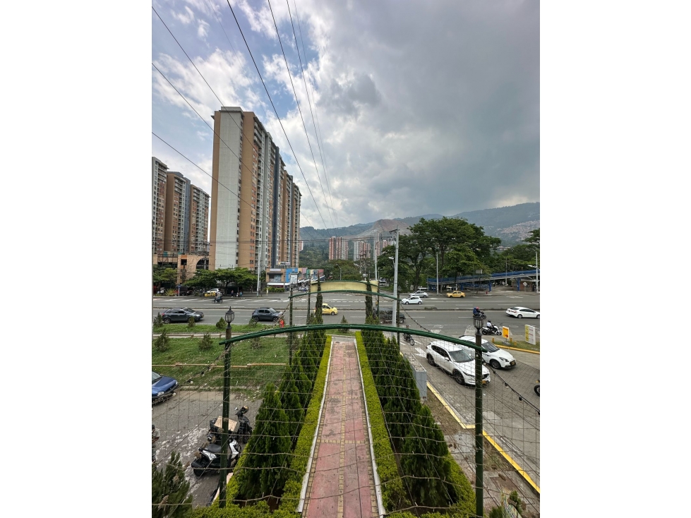 EN VENTA EDIFICIO DE LOCAL EN VIA PRINCINPIAL BELLO CENCOSUD - 5