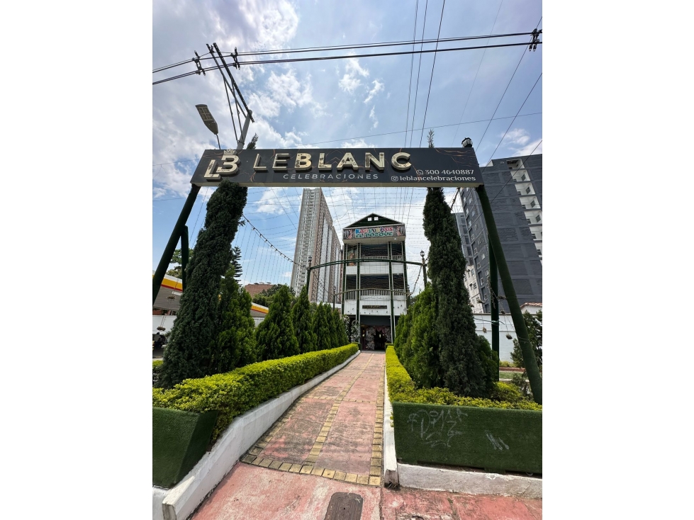 EN VENTA EDIFICIO DE LOCAL EN VIA PRINCINPIAL BELLO CENCOSUD - 1