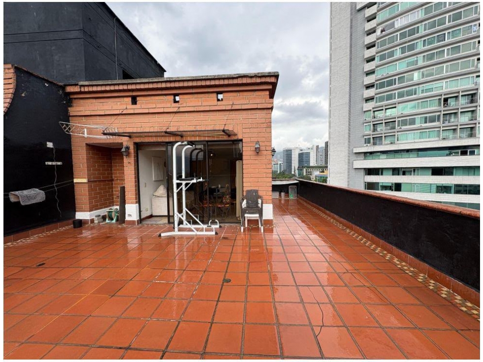 VENDO PH EN EL POBLADO A PASOS DE OVIEDO Y SANTA FE — foto 3