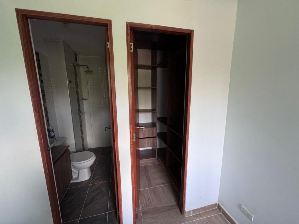 VENDO APARTAMENTO EN MADERA NATIVA CERCA DE LA ESTACION — foto 6