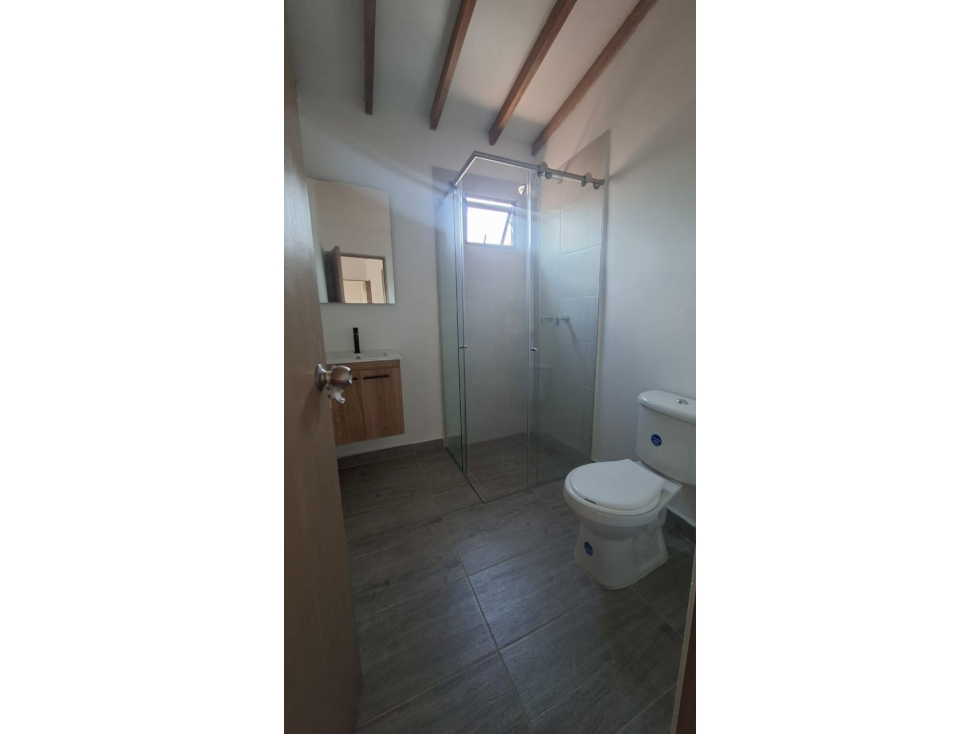 EN VENTA HERMOSO APARTAMENTO EN LAURELES PARA INVERTIR O RENTAS CORTAS — foto 6