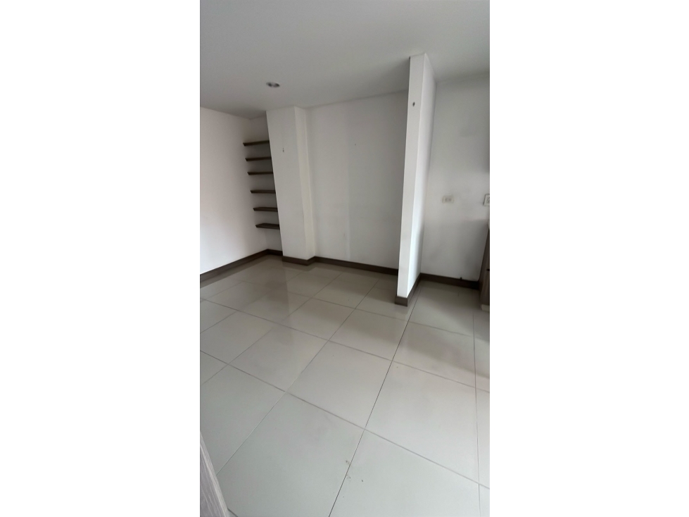 APARTAMENTO EN VENTA SECTOR PRIMER PARQUE DE LAURELES, MEDELLIN — foto 5