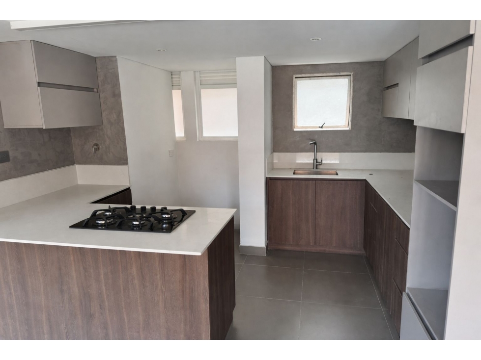 APARTAMENTO EN VENTA SECTOR LAURELES, MEDELLIN