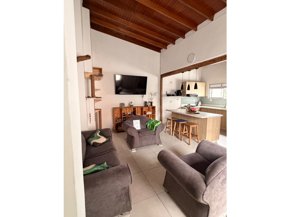 CASA P.H EN VENTA SECTOR CONQUISTADORES, MEDELLIN — foto 3