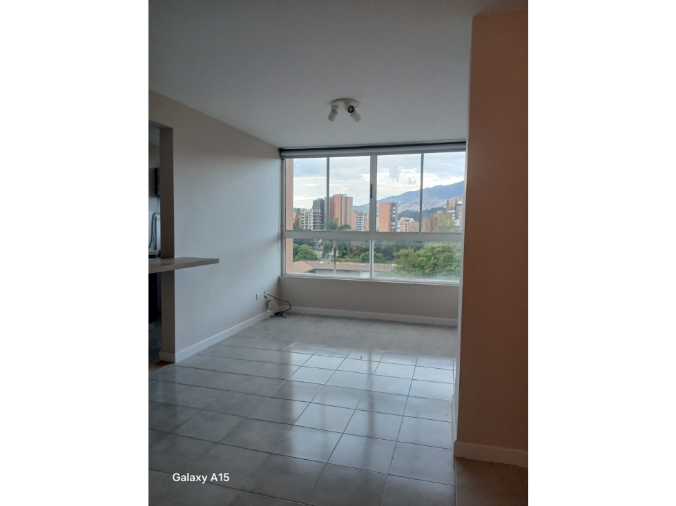 APARTAMENTO EN VENTA SECTOR CALASANZ PARTE BAJA, MEDELLIN*