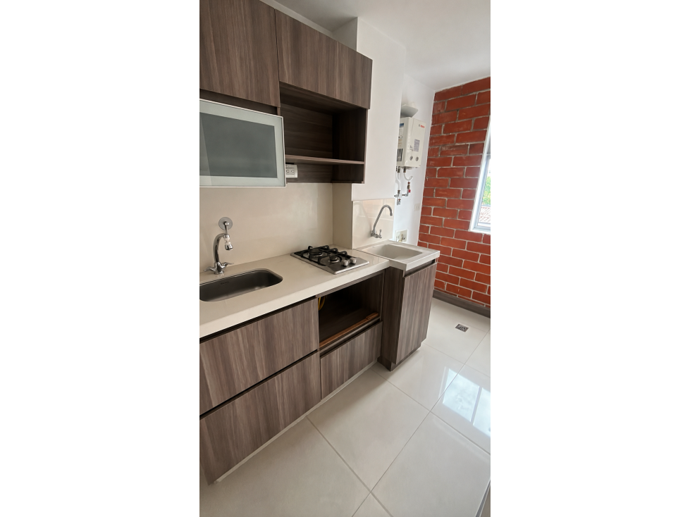 APARTAMENTO EN VENTA SECTOR PRIMER PARQUE DE LAURELES, MEDELLIN — foto 3