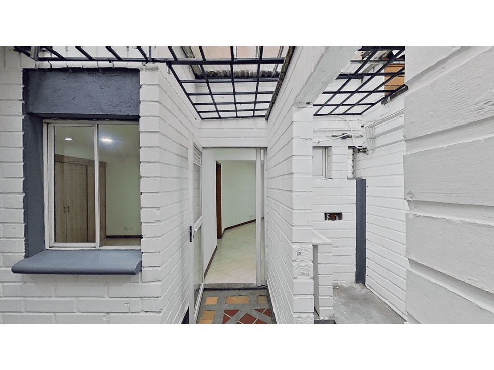APARTAESTUDIO EN VENTA SECTOR LAURELES, MEDELLIN — foto 2
