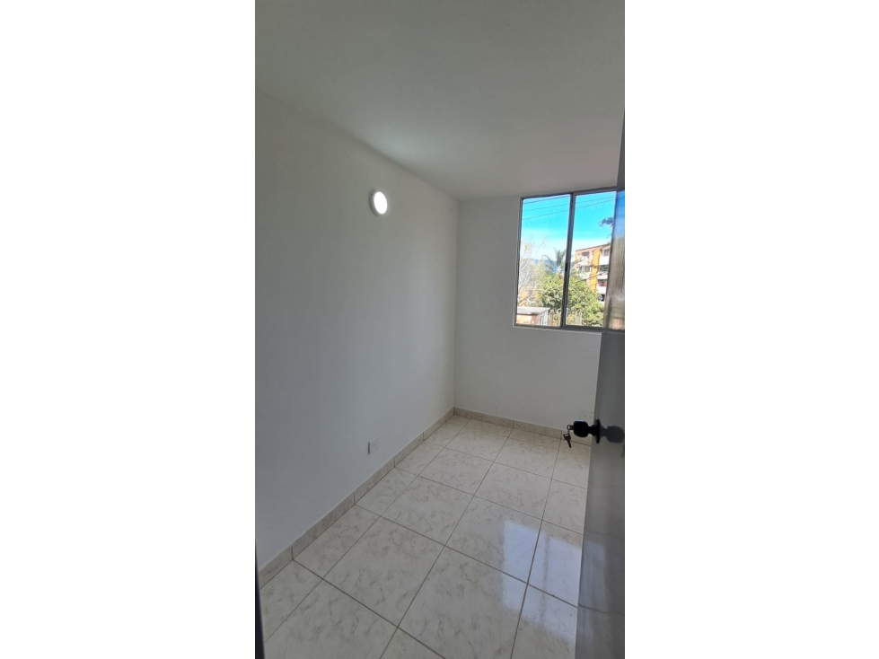 APARTAMENTO EN VENTA SECTOR SAN ANTONIO DE PRADO — foto 4