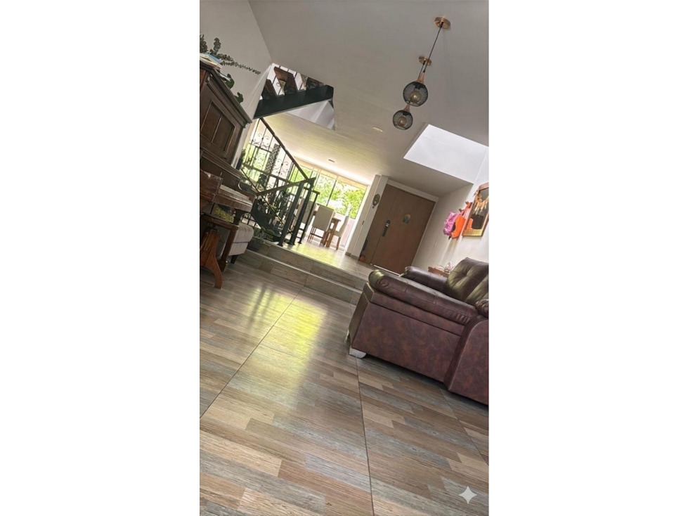 APARTAMENTO EN VENTA SECTOR LAURELES, MEDELLIN — foto 3