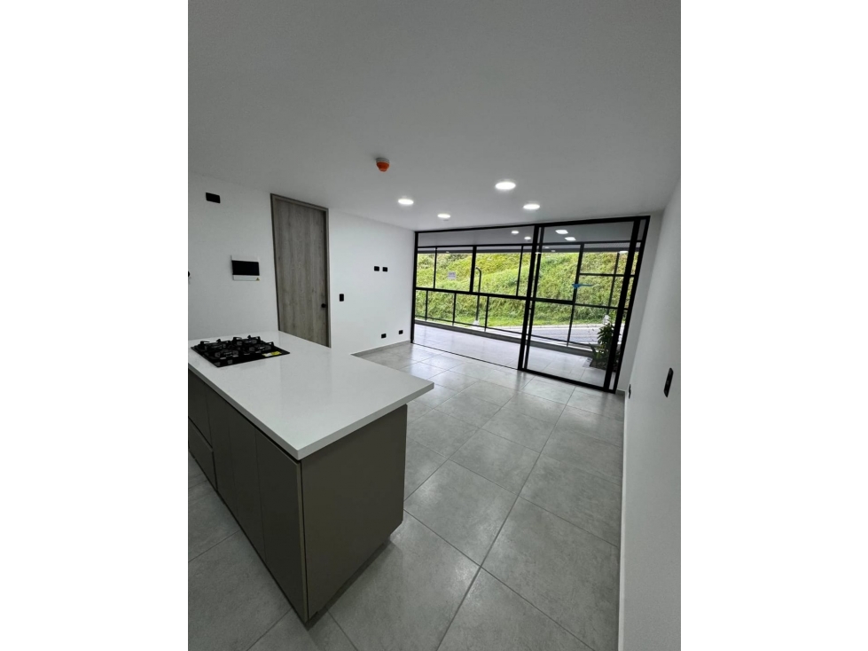 APARTAMENTO EN VENTA SECTOR LOMA DEL ESCOBERO , ENVIGADO