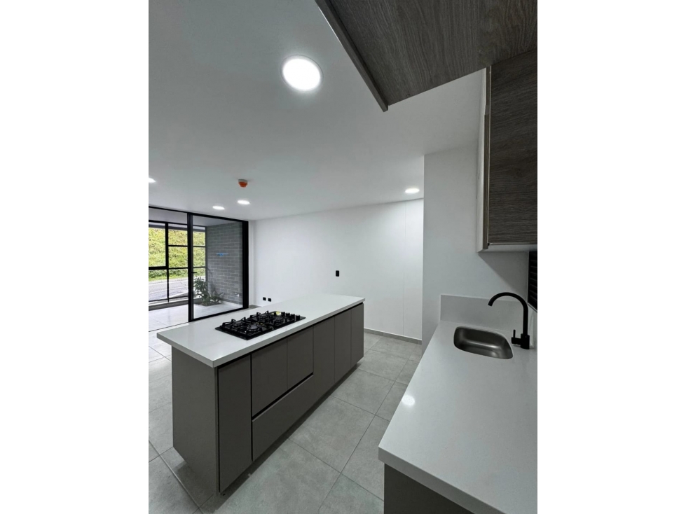APARTAMENTO EN VENTA SECTOR LOMA DEL ESCOBERO , ENVIGADO — foto 2