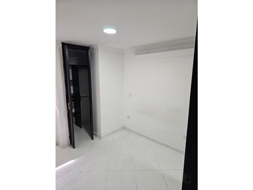 APARTAMENTO EN VENTA SECTOR CALASANZ PARTE BAJA, MEDELLIN* — foto 6