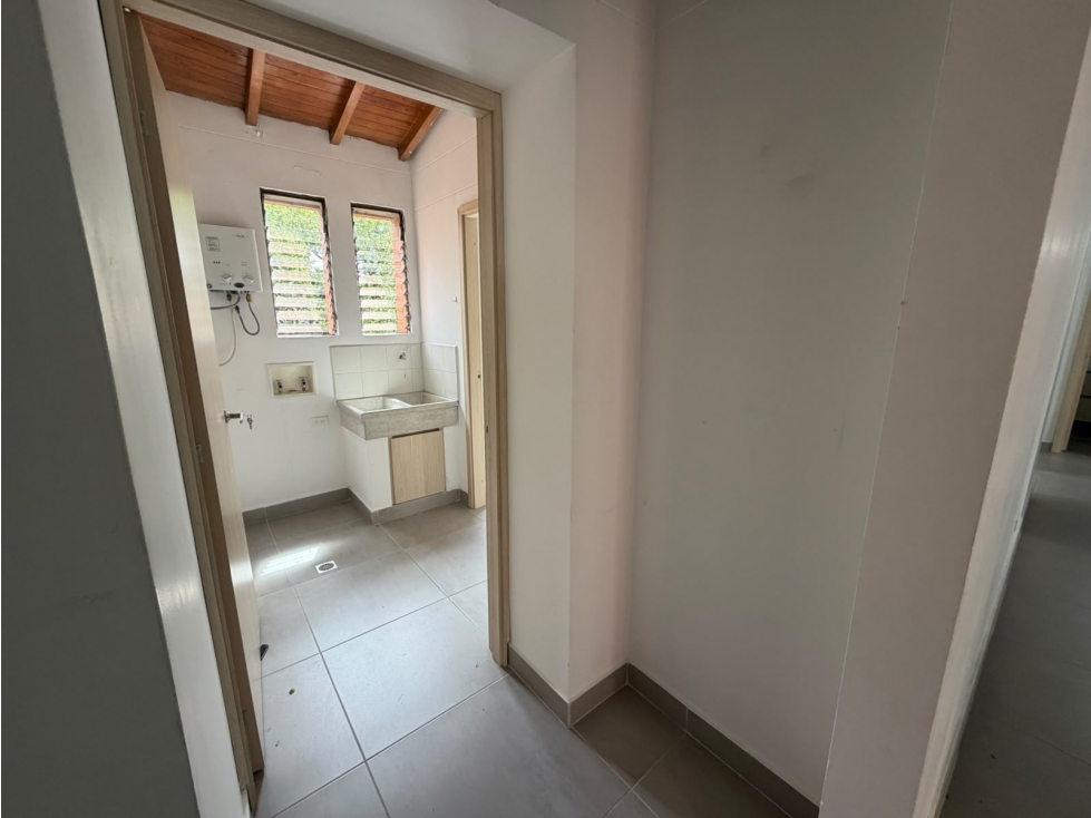 APARTAMENTO EN VENTA SECTOR LOMA DE LAS BRUJAS, ENVIGADO — foto 4