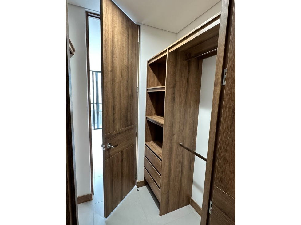 APARTAMENTO EN VENTA SECTOR CIUDAD DEL RIO, MEDELLIN* — foto 6