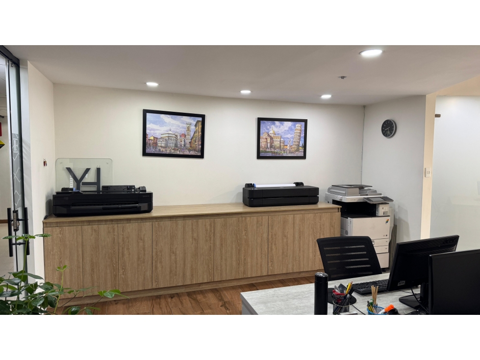 OFICINA EN VENTA SECTOR PARQUE BERRIO, CENTRO DE MEDELLIN - 6