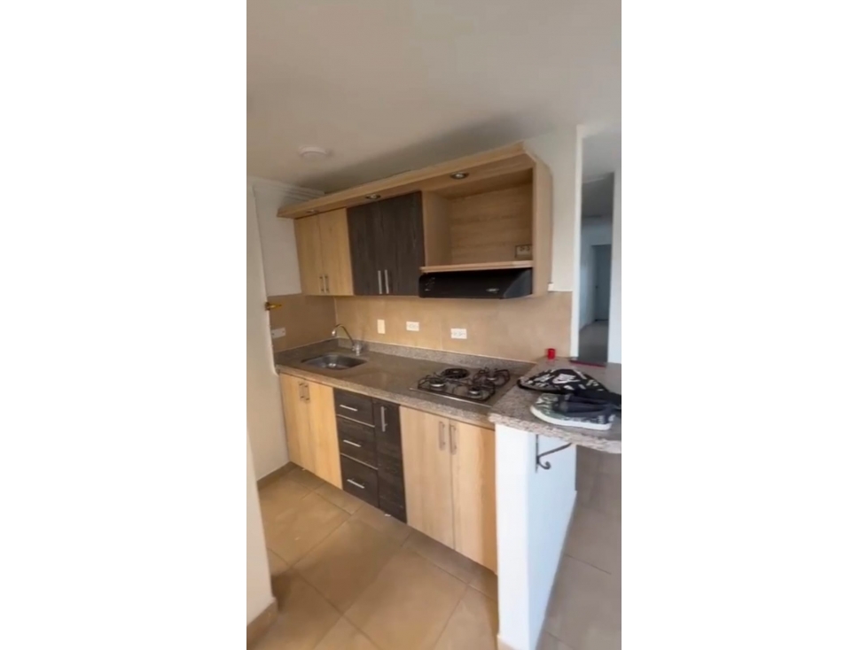 APARTAMENTO EN VENTA SECTOR SANTA MONICA 2 , MEDELLIN — foto 2