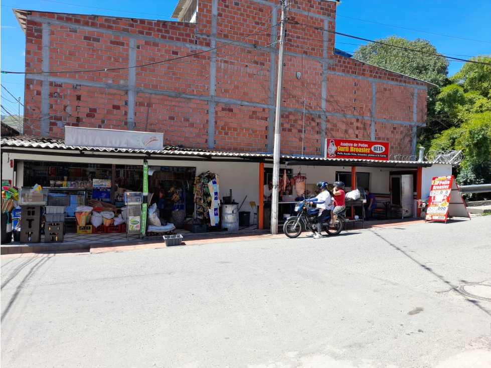 LOCALES EN VENTA SECTOR LA TORCOROMA - 2