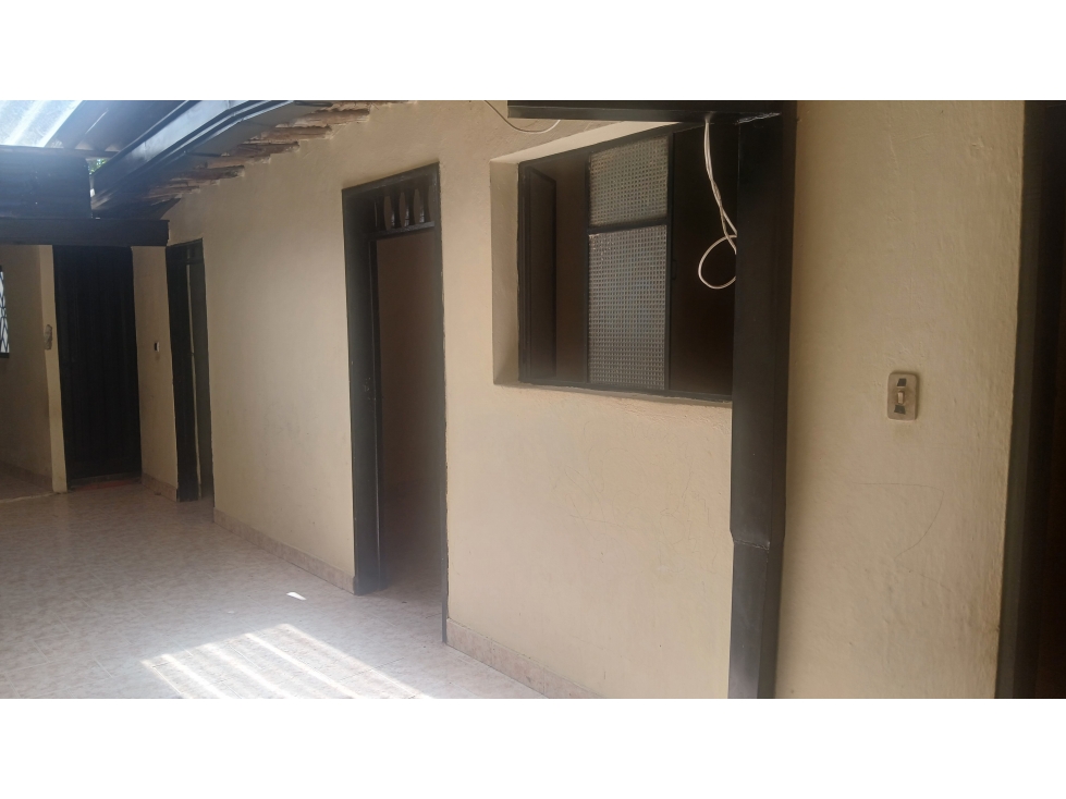 CASA EN VENTA SECTOR LA PALMITA - 6