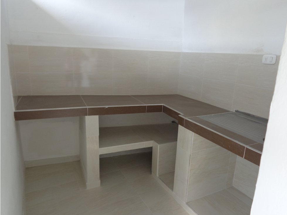 CASA EN VENTA SECTOR LA PIÑUELA - 5