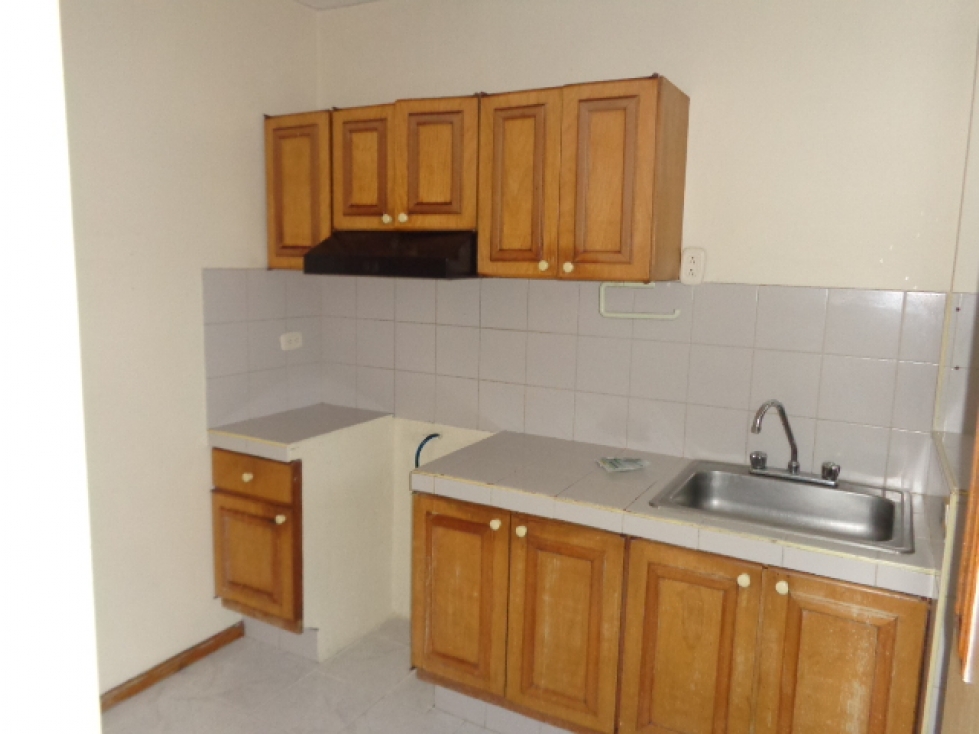 APARTAMENTO (2º PISO) EN VENTA SECTOR EL LAGO - 2
