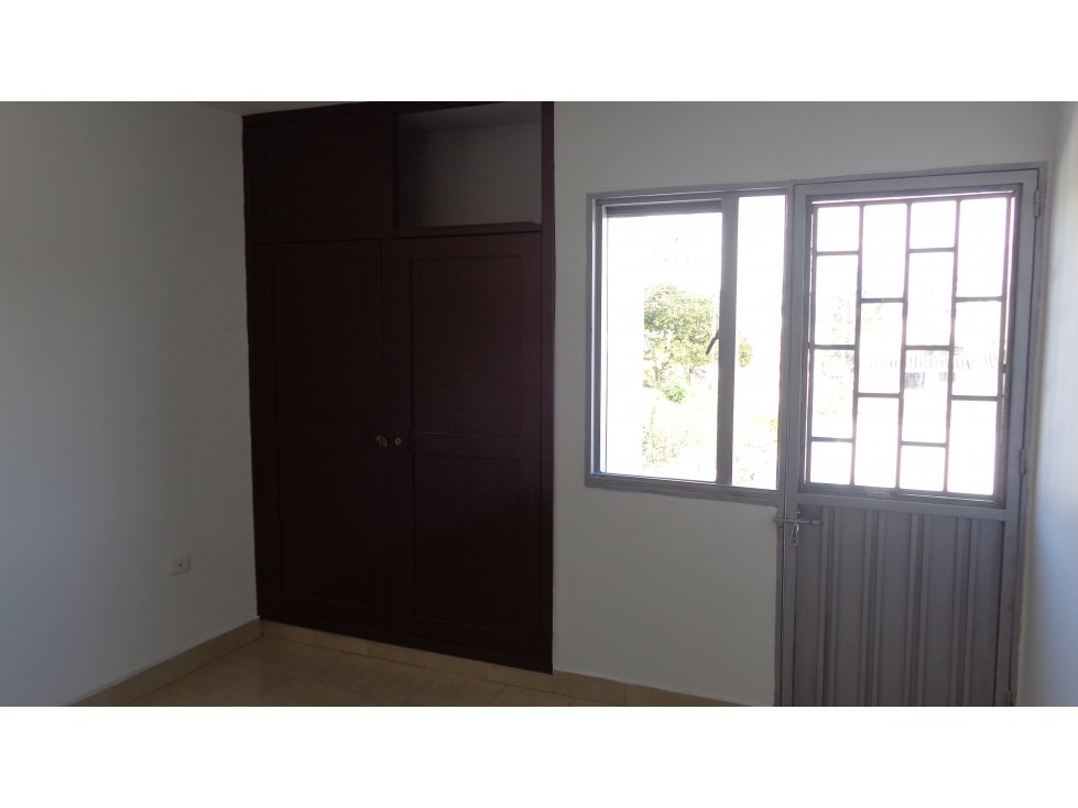 CASA EN VENTA SECTOR EL LAGO - 5