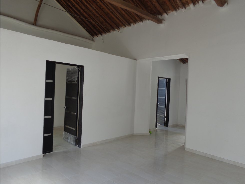 CASA EN VENTA SECTOR LA PIÑUELA - 2
