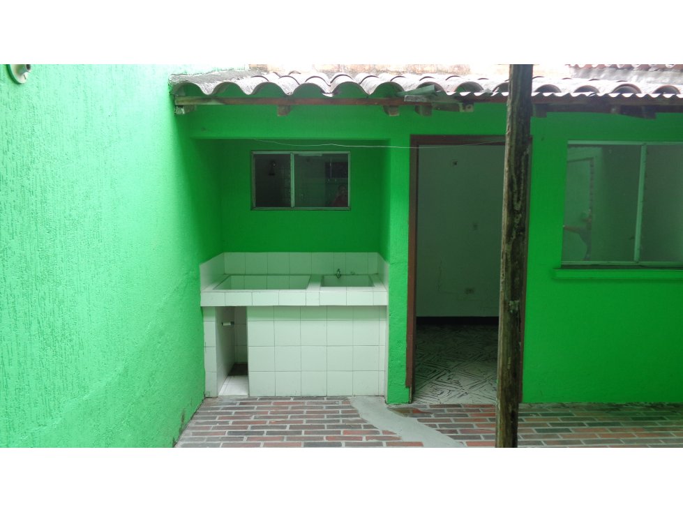 CASA EN VENTA SECTOR EL LAGO - 3
