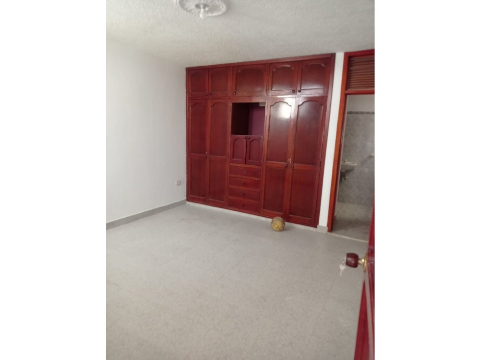 APARTAMENTO (2º PISO) EN ARRIENDO SECTOR CALLE ESCOBAR — foto 6