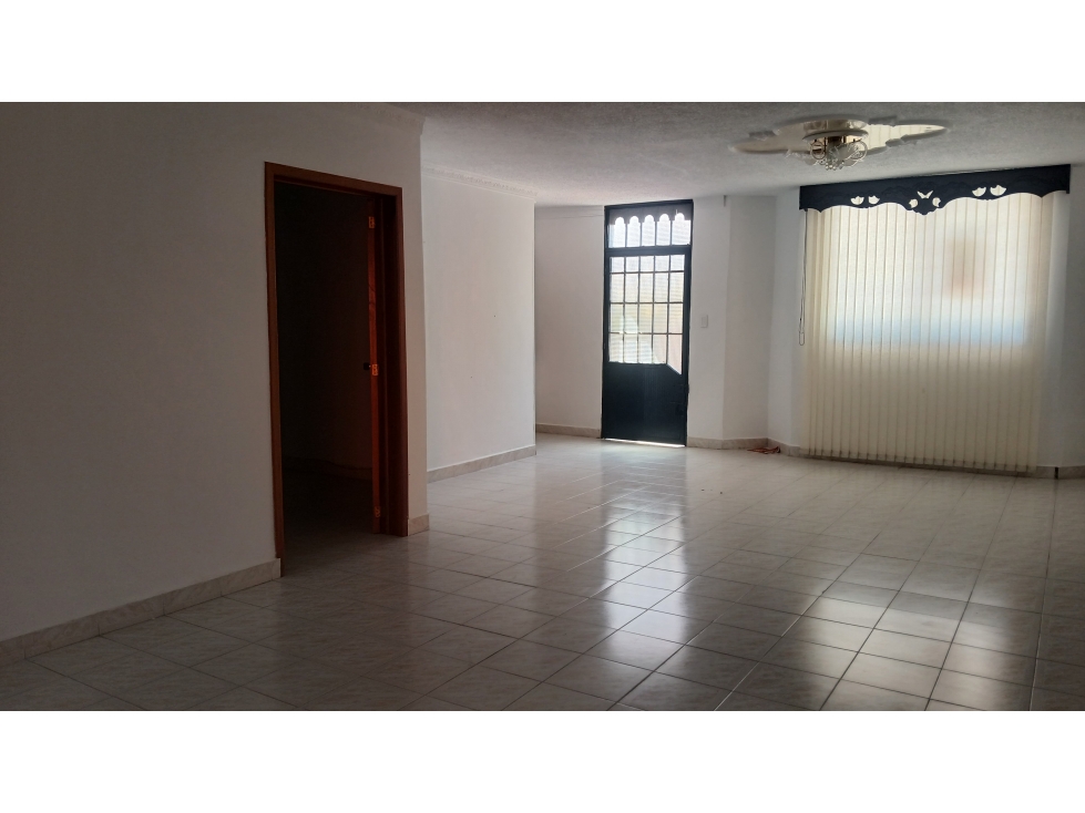CASA EN VENTA CALLE 9 SECTOR BUENOS AIRES - 5