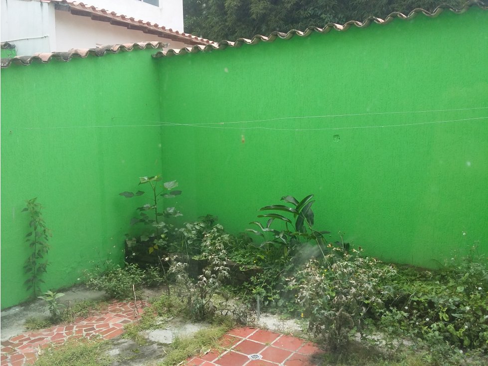 CASA EN VENTA BARRIO EL LAGO - 6