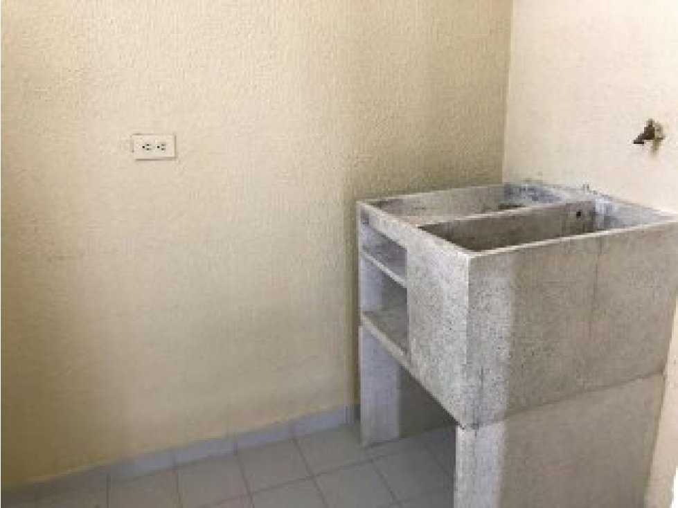 APARTAMENTO EN VENTA SECTOR PRIMAVERA - 4
