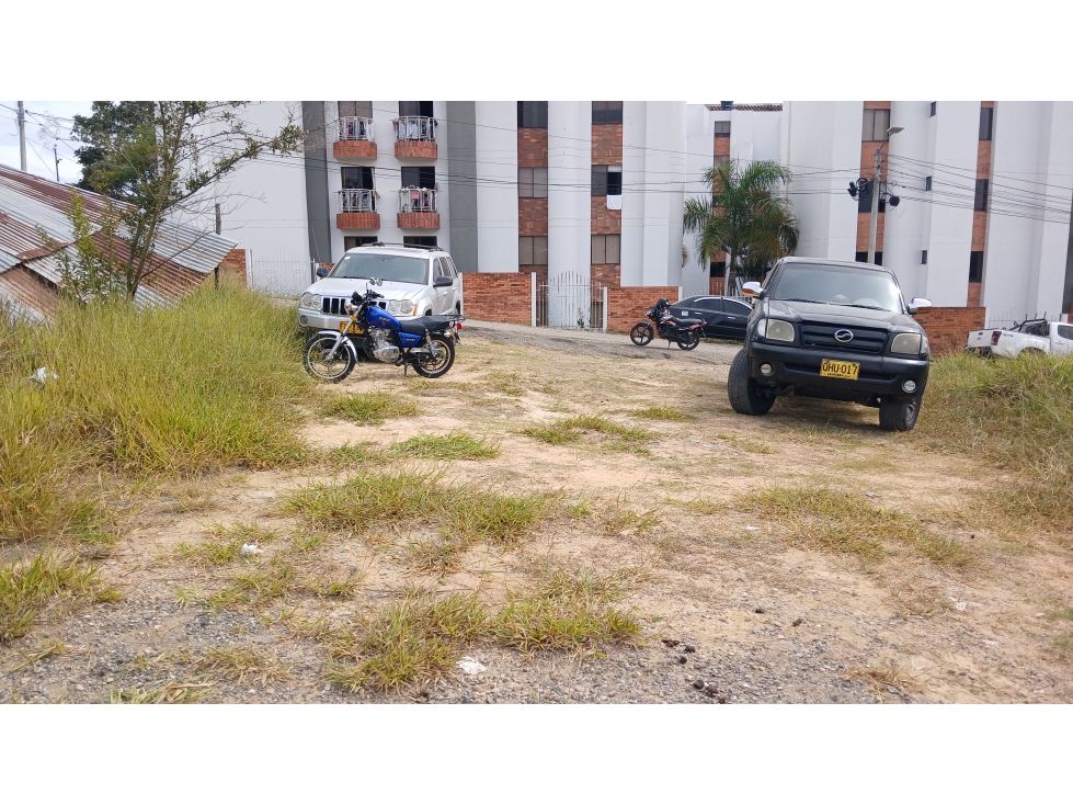 LOTE EN VENTA POR MIRADORES DE LA COLINA - 5