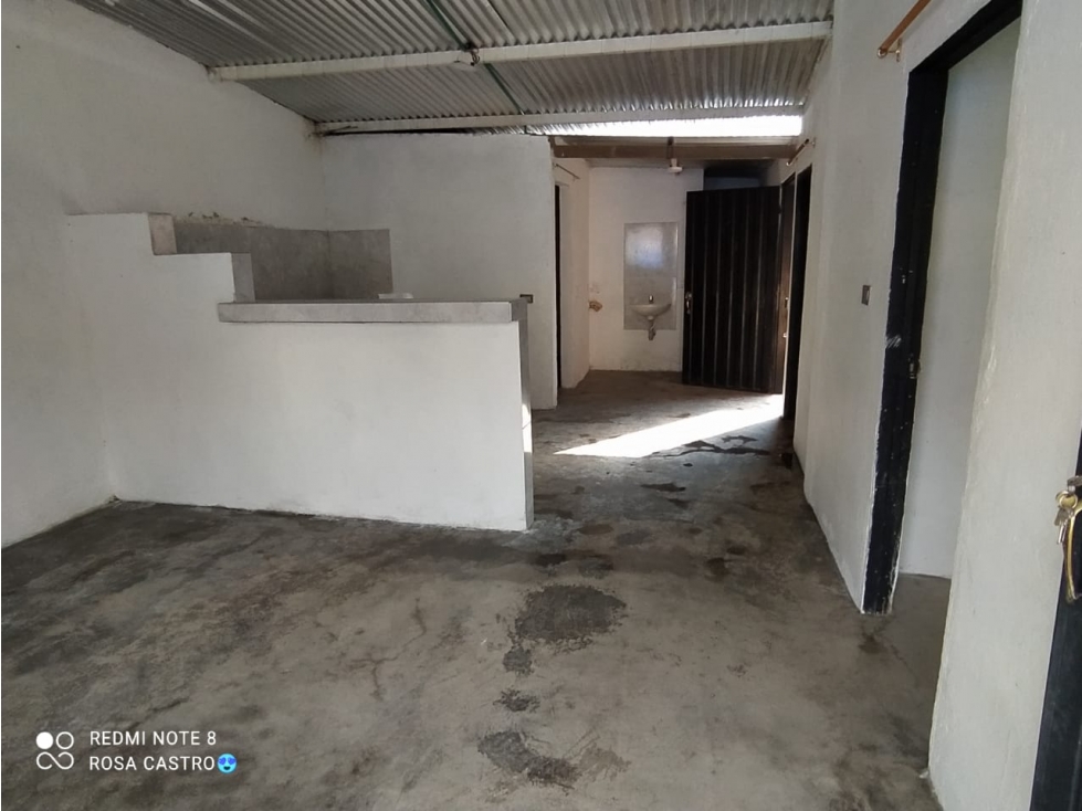 CASA EN VENTA LAS MERCEDES PARTE ALTA - 6