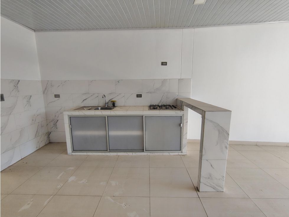 APARTAMENTO TERCER PISO BARRIO SAN JOSE - 4