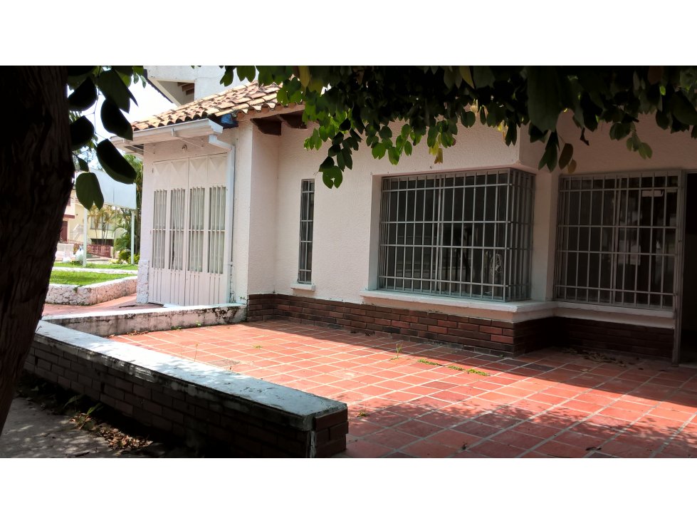 CASA EN VENTA BARRIO EL LAGO — foto 2