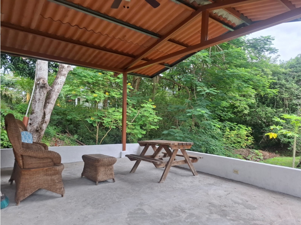 SE VENDEN CABAÑAS AMUEBLADAS - AMPLIO TERRENO - LAS UVAS, SAN CARLOS - 6