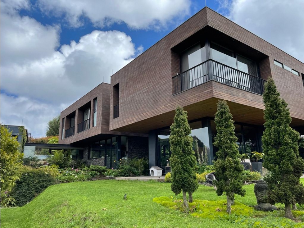 CASA EN VENTA ALTO DE LAS PALMAS
